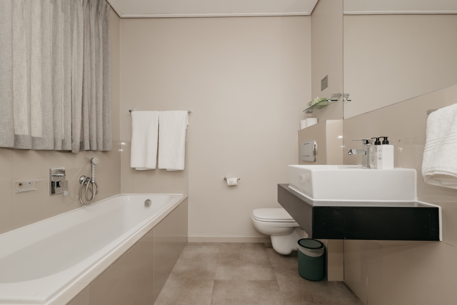 3 Bedroom Property for Sale in Waves Edge Western Cape